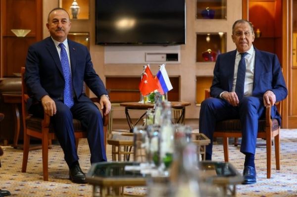 Глава МИД Турции объяснил позицию Анкары в отношении антироссийских санкций