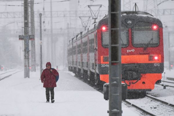 Женщина погибла на регулируемом пешеходном переходе под поездом Владивосток — Москва 