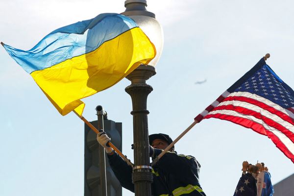 Американский журналист Бекер призвал западные СМИ говорить о конфликте на Украине правду 