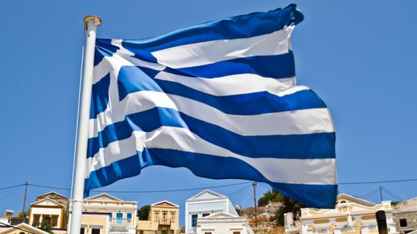 Экс-министра финансов Греции Варуфакиса жестоко избили в ресторане в Афинах 
