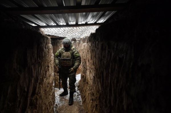 Военные РФ усиливают фортификационные сооружения на левом берегу Днепра
